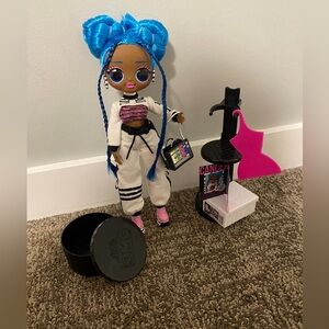 L.O.L Surprise O.MG doll “chillax”